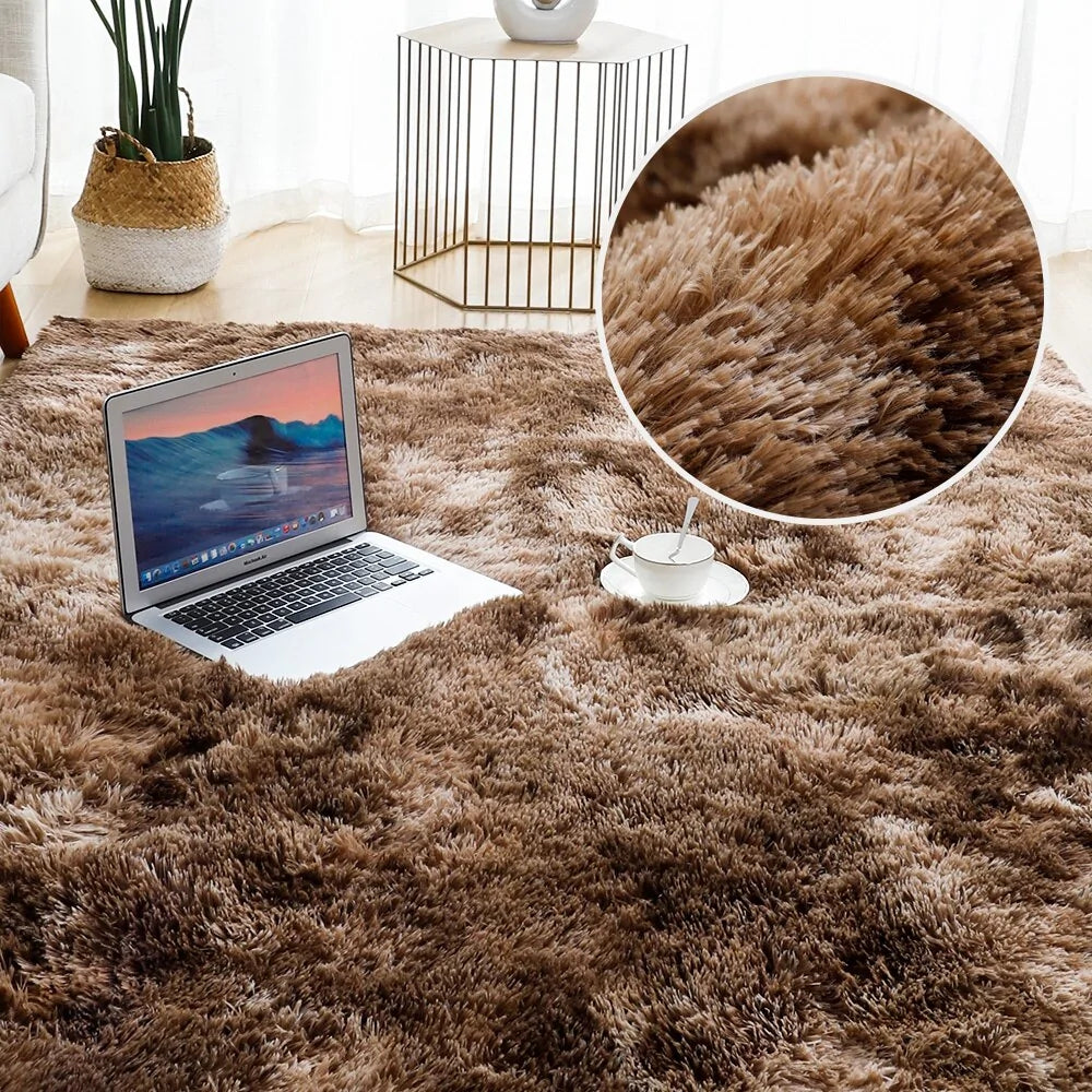 Soft and Non-Slip Floor Carpet for Living Room and Bedroom.