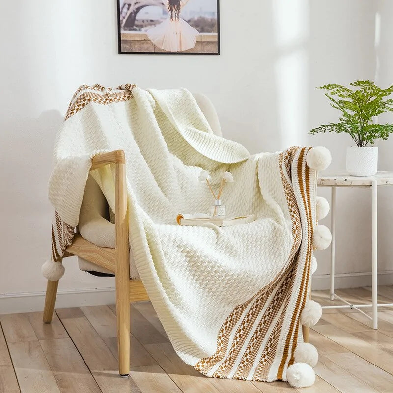 Striped Knitted Throw Blanket - Soft and Stylish for Home Décor.